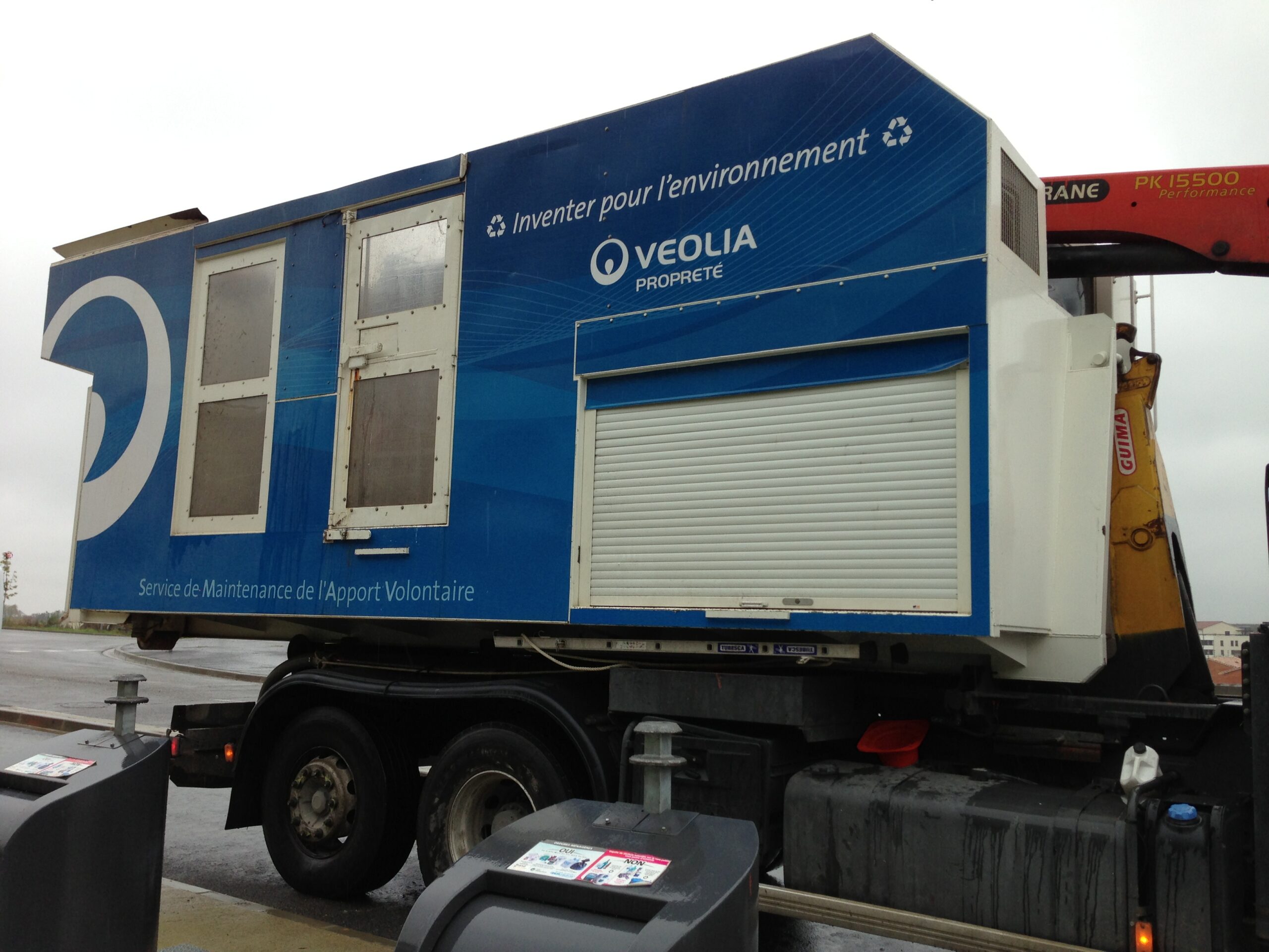 Station de lavage mobile bacs de collecte déchets tri sélectif SECLAV